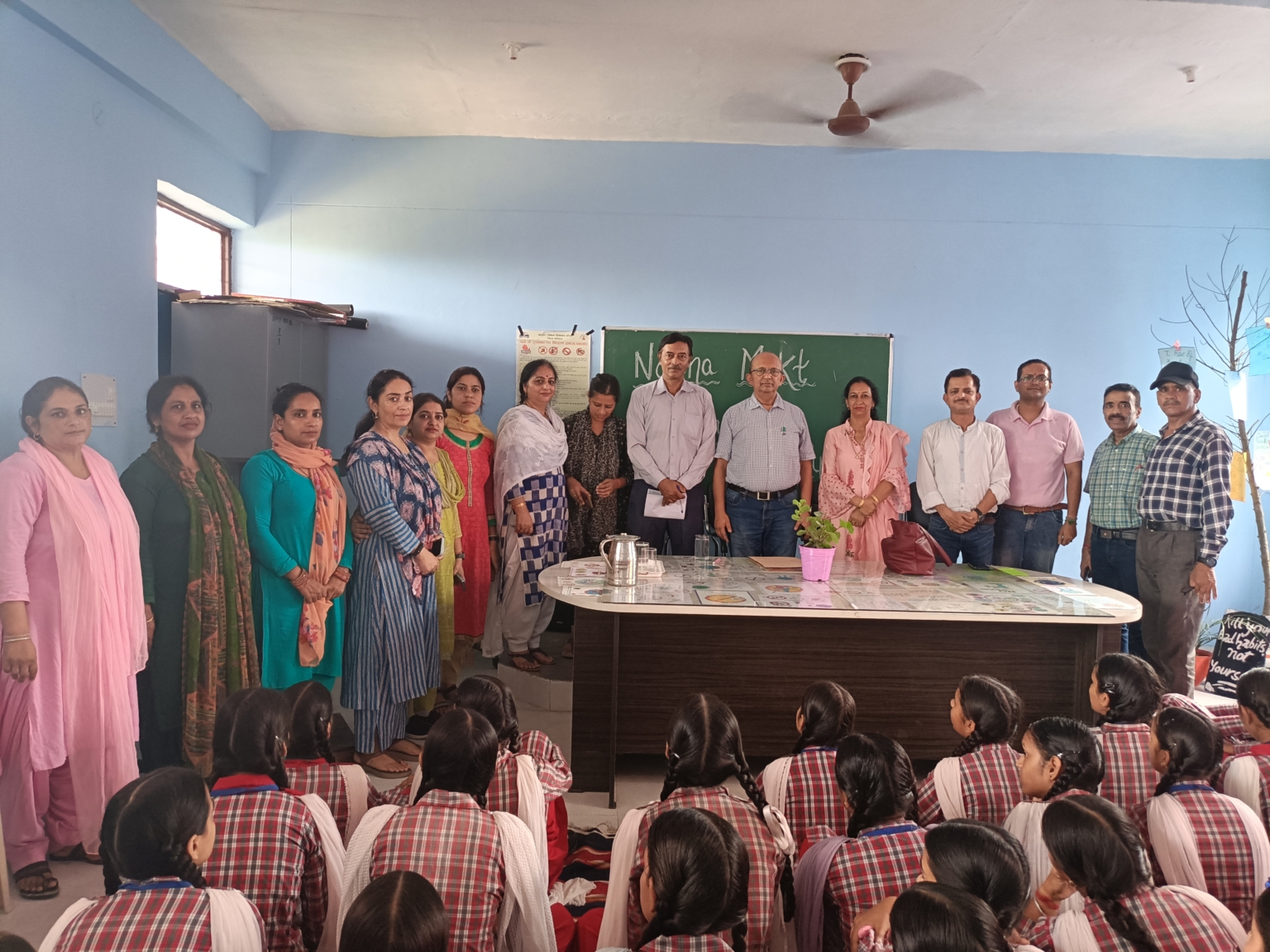 राजकीय वरिष्ठ उत्कृष्ट माध्यमिक पाठशाला में नशा मुक्ति अभियान का शुभारंभ हुआ