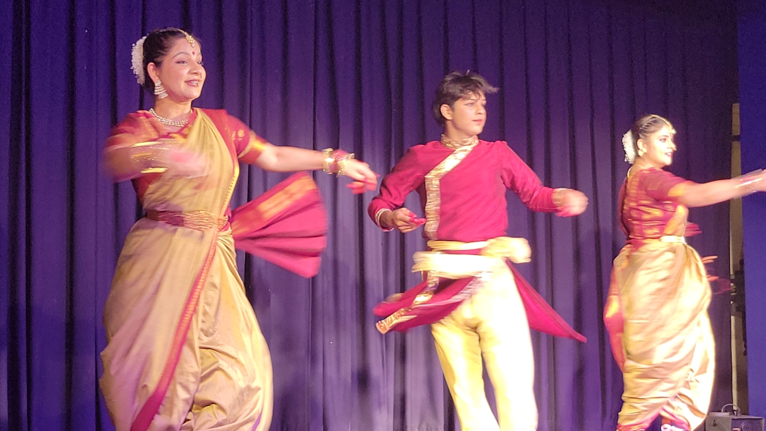 विश्व एक परिवार है-दूसरा कला एवं सांस्कृतिक उत्सव’23 आरंभ