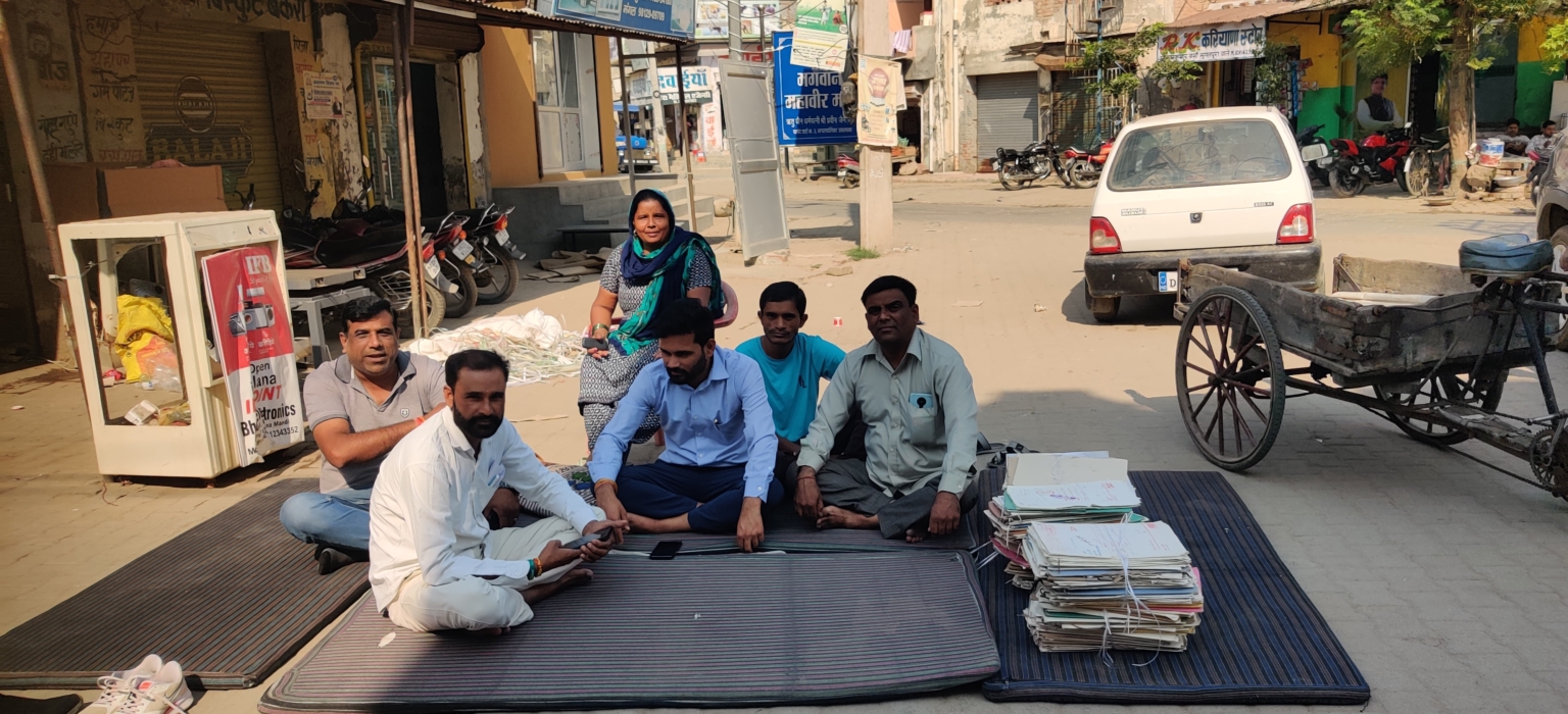 अधिकारियों तक कमीशन नहीं पहुंच रहा शायद इस कारण रुकी है प्रधानमंत्री आवास योजना की किस्ते : पार्षद सुनील कुमार