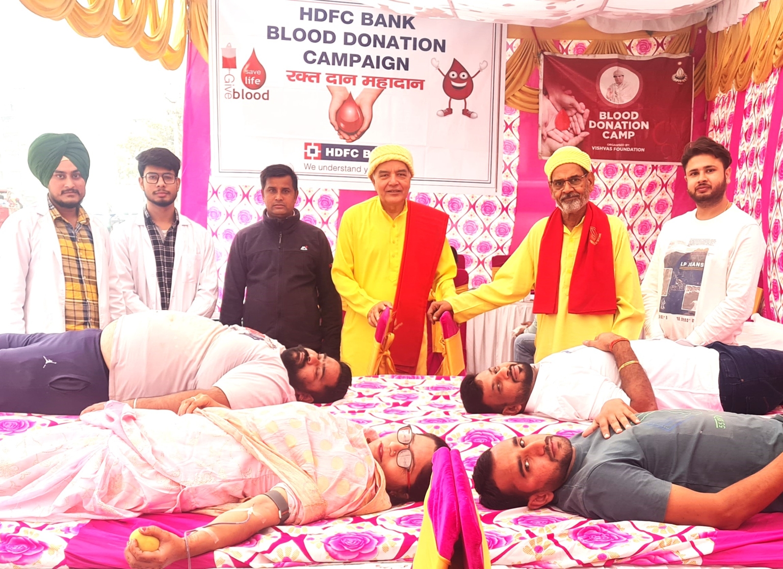 जीरकपुर वीआईपी रोड पर आयोजित रक्तदान शिविर में किया 45 युवायों ने किया रक्तदान