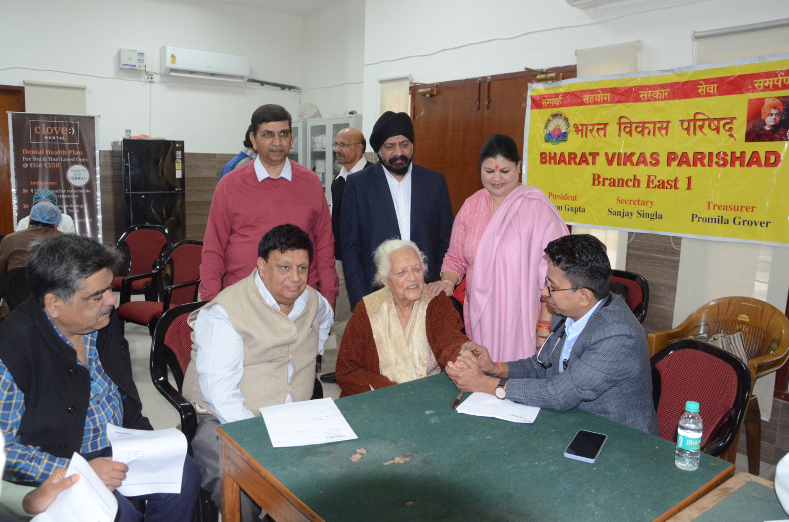 सीनियर सिटीजन्स के लिए निशुल्क हेल्थ चेकअप कैम्प आयोजित