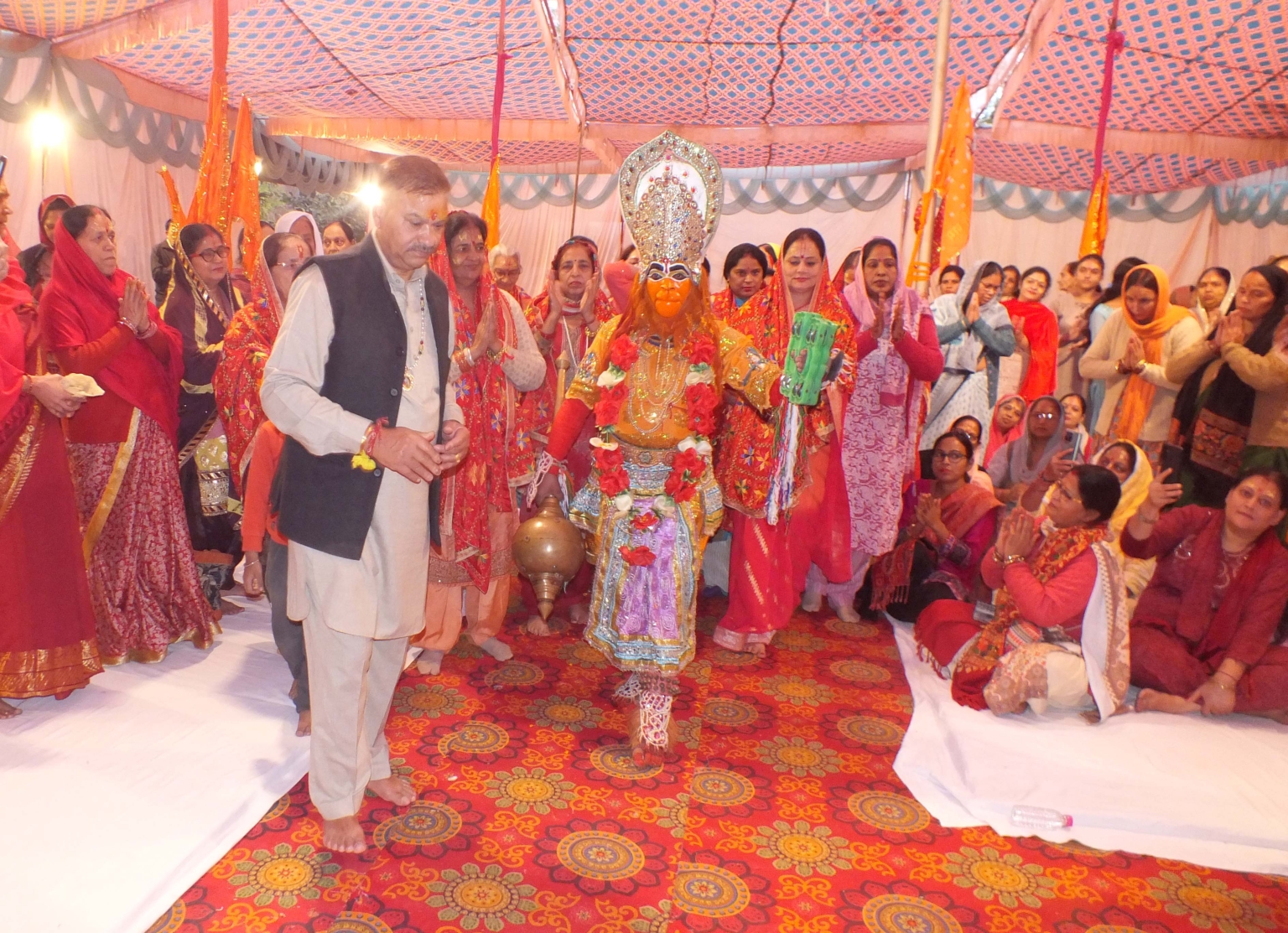 लक्ष्य, अटूट विश्वास और भक्ति, भगवान को पाने का मार्ग : कथा व्यास
