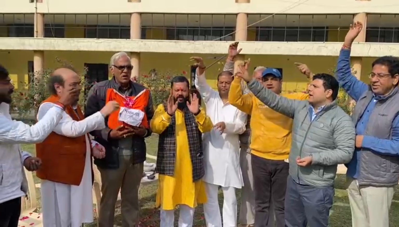 राम जन्मभूमि अयोध्या में हुए अक्षत पूजन