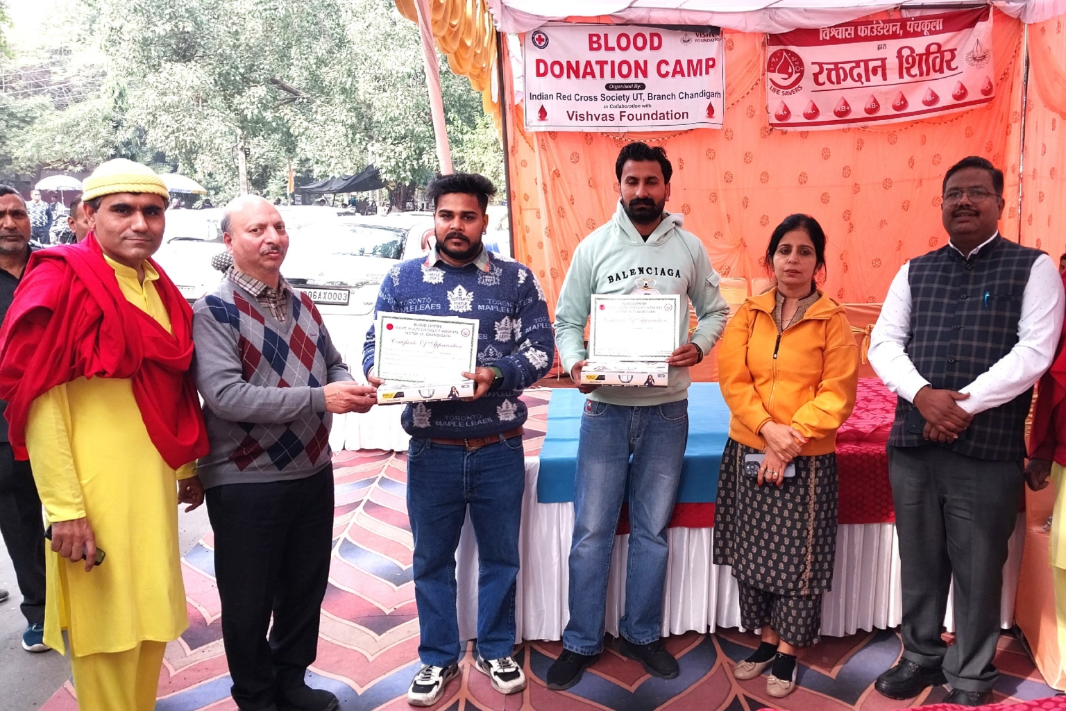 मार्केट सेक्टर 11डी चंडीगढ़ में किया 34 युवायों ने रक्तदान