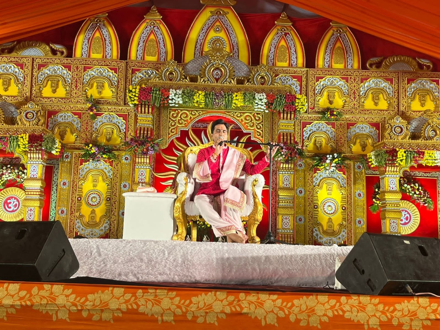 चंडीगढ़ नहीं, लगता है अयोध्या पहुंच गया हूँ : कुमार विश्वास