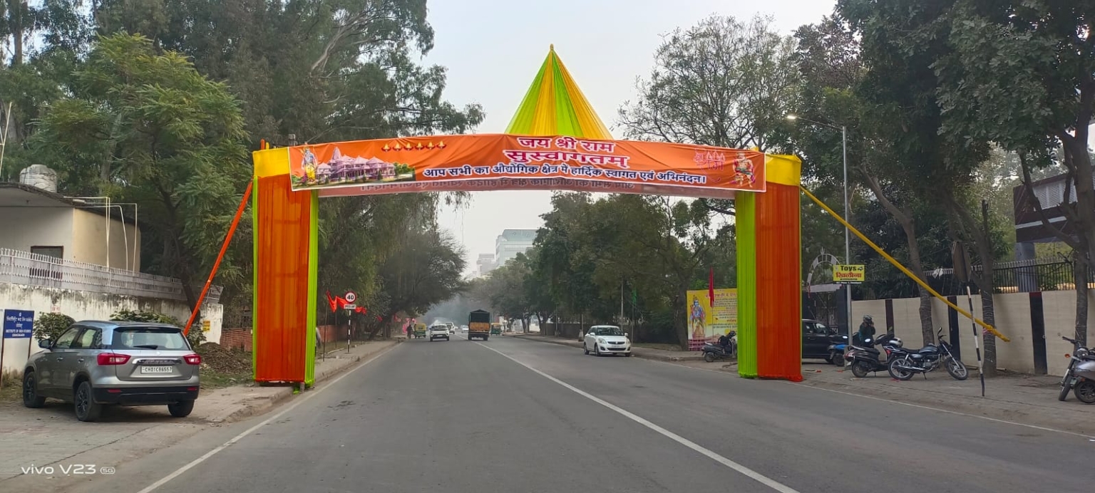 इंडस्ट्रियल एरिया फेज 2 की इलेक्ट्रिक मार्केट सजी दुल्हन की तरह