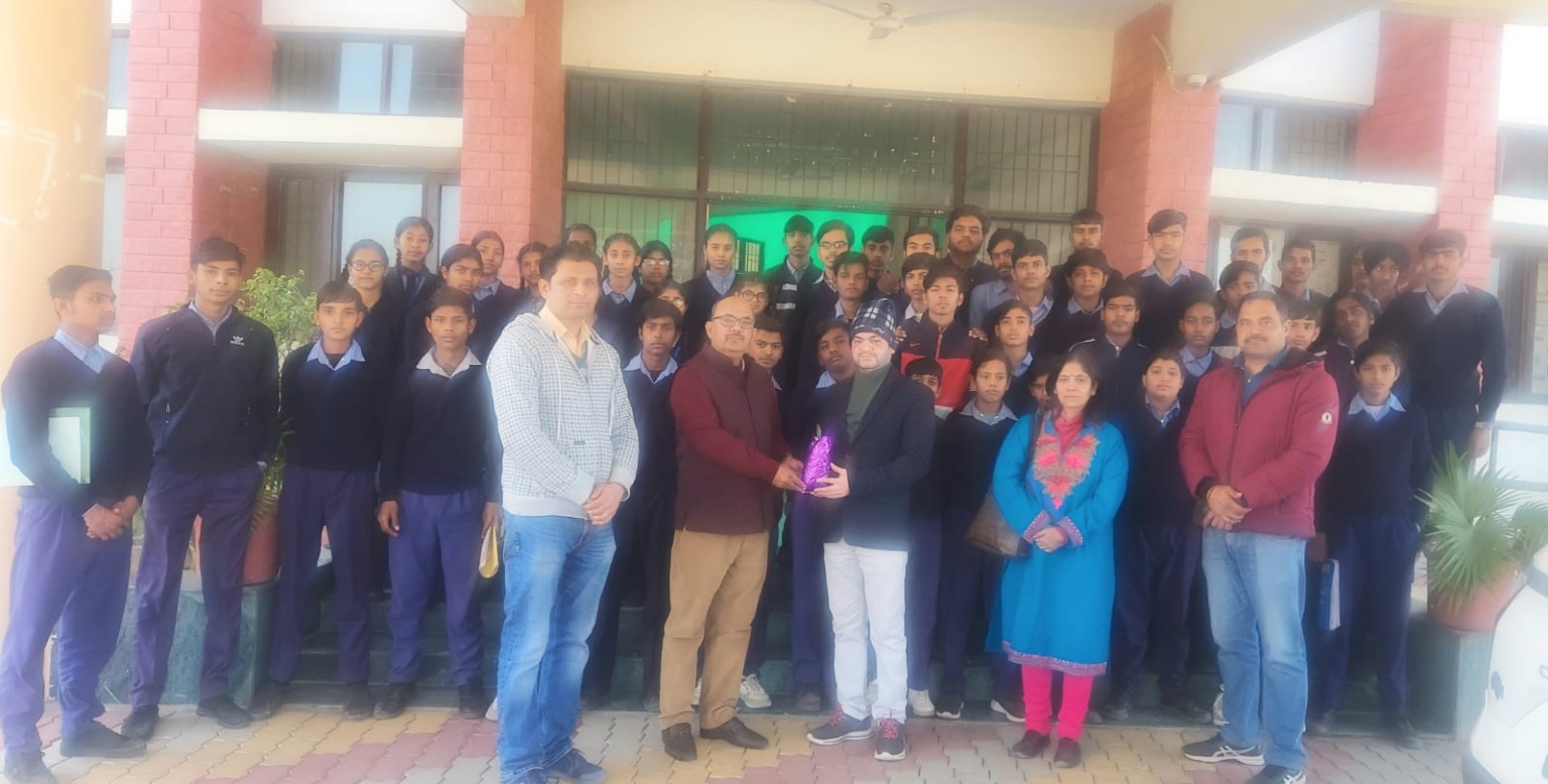 राजकीय उच्च विद्यालय टोडा के छात्र -छात्राओं ने राजकीय महाविद्यालय, रायपुर रानी में फील्ड विजिट’ किया
