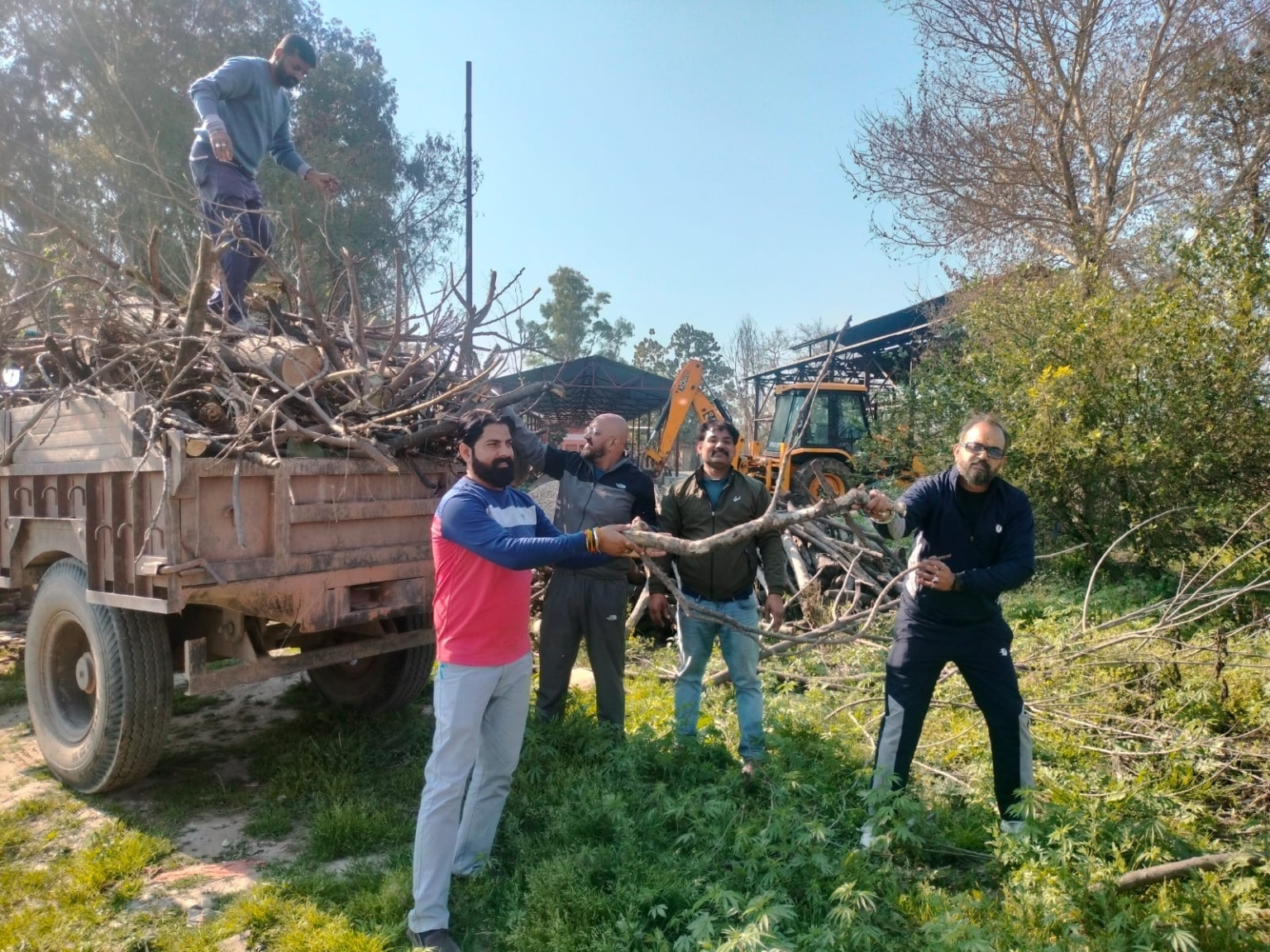 अपशिष्ठ लकड़ी को पर्यावरण – अनुकूल बनाने हेतु उठाया गया सराहणीय कदम