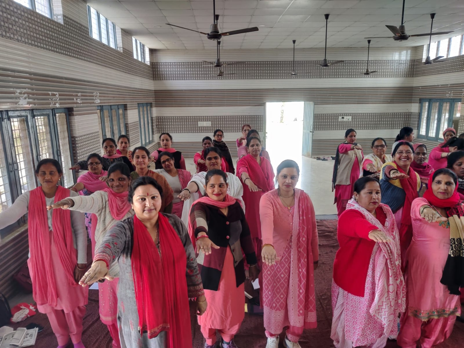 जल जीवन मिशन के अंतर्गत जल संरक्षण के प्रति जागरूक किया