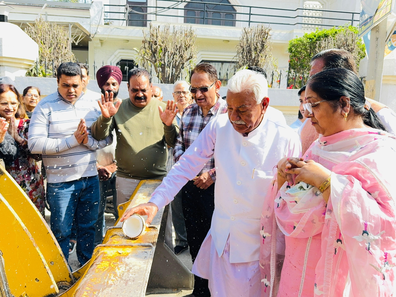 घनश्याम दास अरोड़ा ने 93 लाख रुपए की लागत से विकास कार्यो का उद्घाटन किया