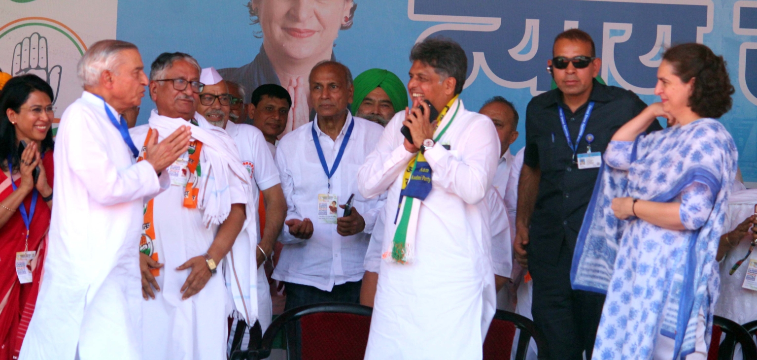 मोदी ने धर्म के नाम पर जनता की भावनाओं से खेला : प्रियंका गाँधी वाड्रा