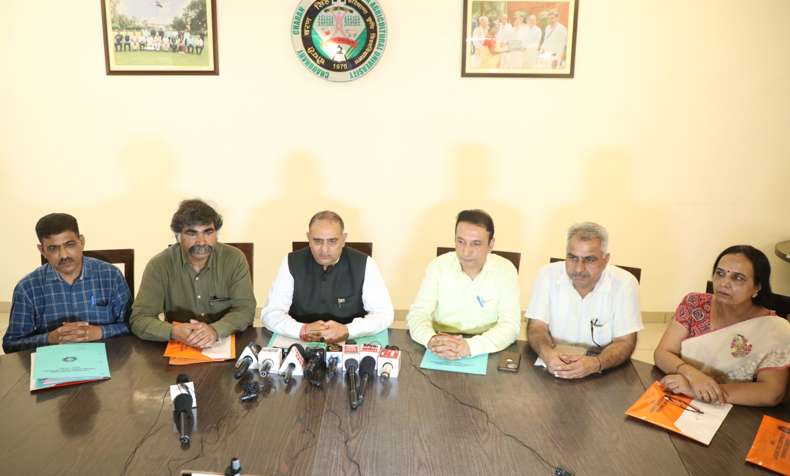 कुलपति ने ए प्लस ग्रेड मिलने पर विश्वविद्यालय परिवार को दी बधाई