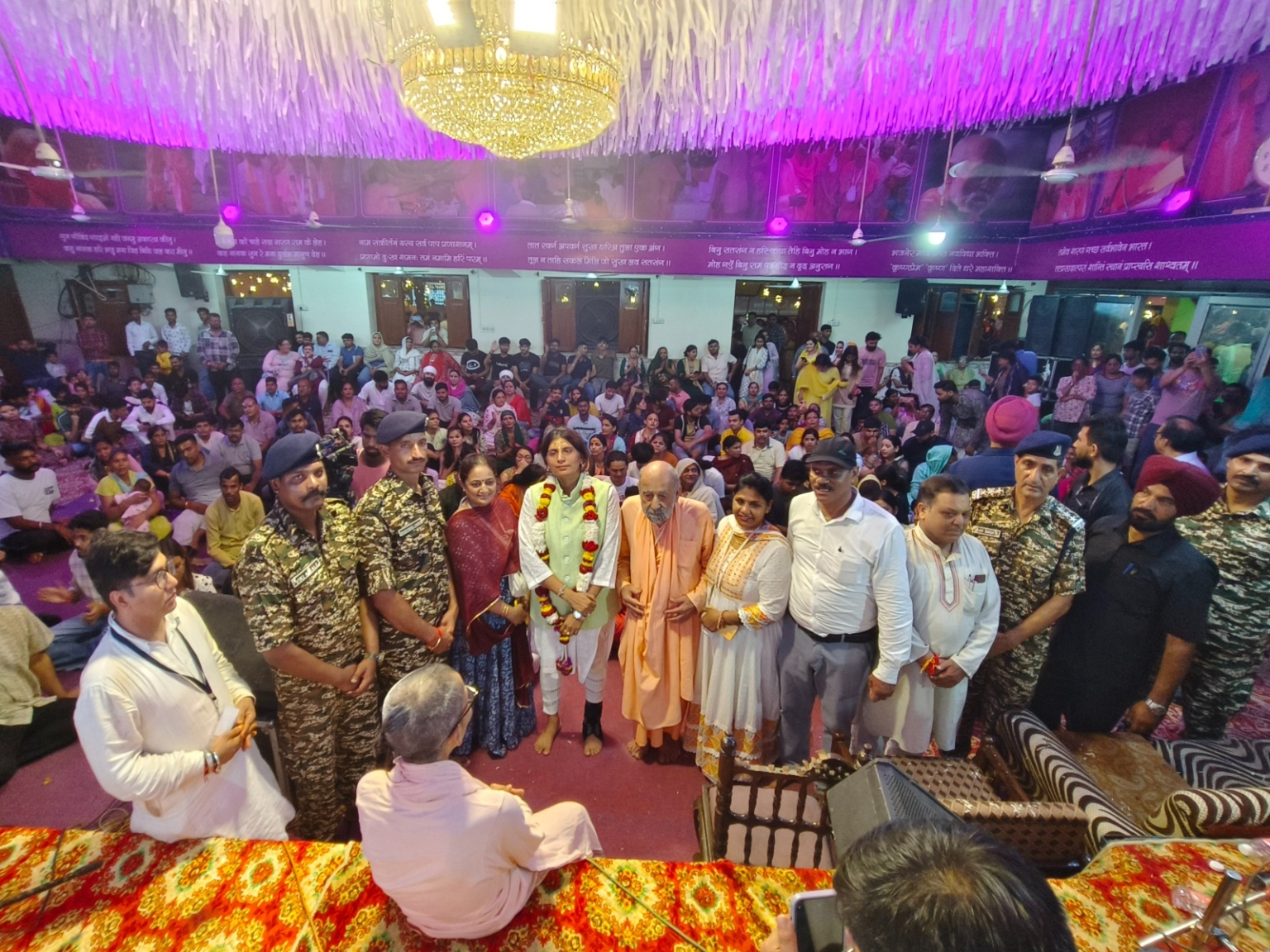 श्री चैतन्य गौड़ीय मठ में तीन दिवसीय श्री कृष्णजन्माष्टमी समारोहों का समापन