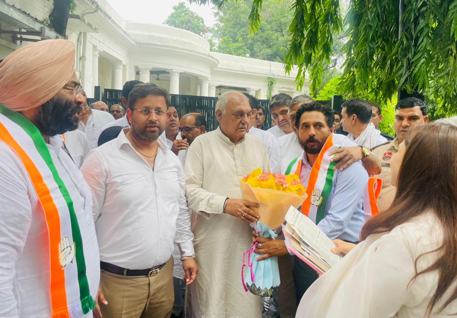 व्यापरियों पर लगातार हो रही फायरिंग : हुड्डा