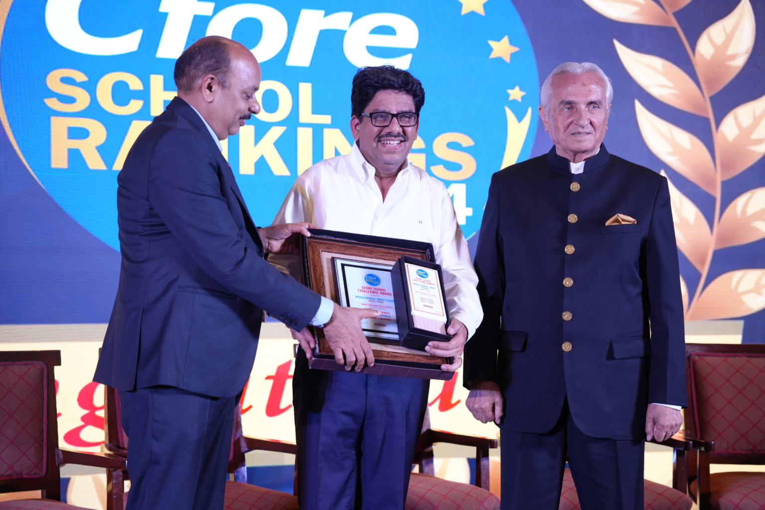 सीफोर स्कूल रैंकिंग 2024 में संजय सरदाना हुए सम्मानित