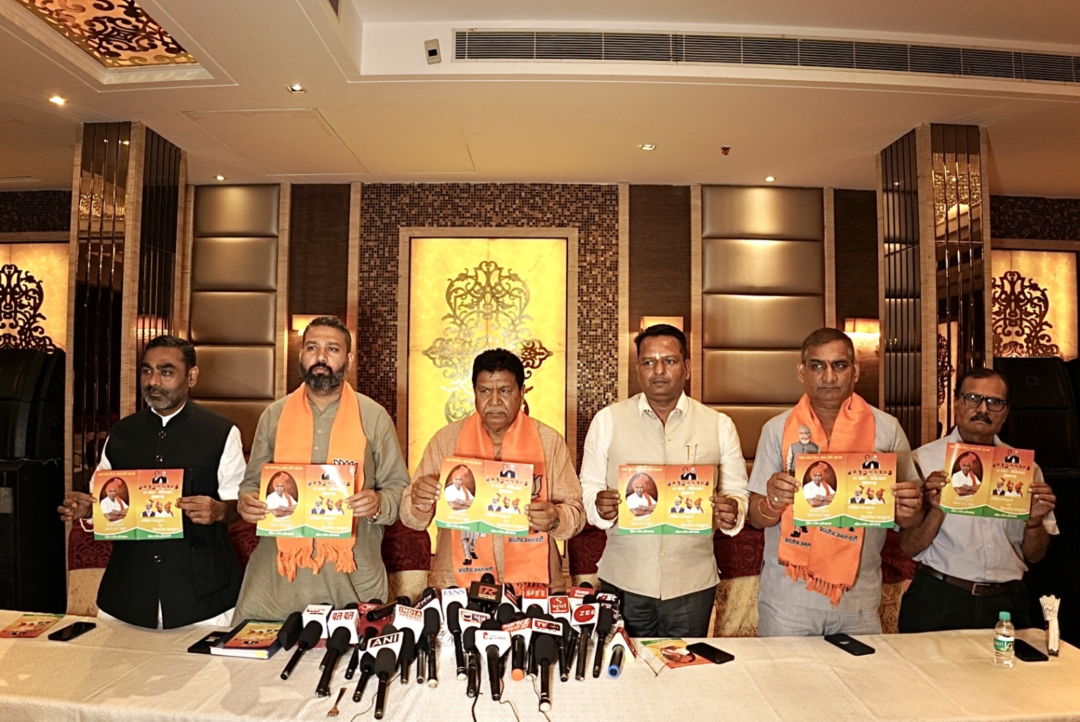 शहर की सभी रेहड़ी मार्केटों को पक्के बूथ बनाकर देंगे : ज्ञानचंद गुप्ता