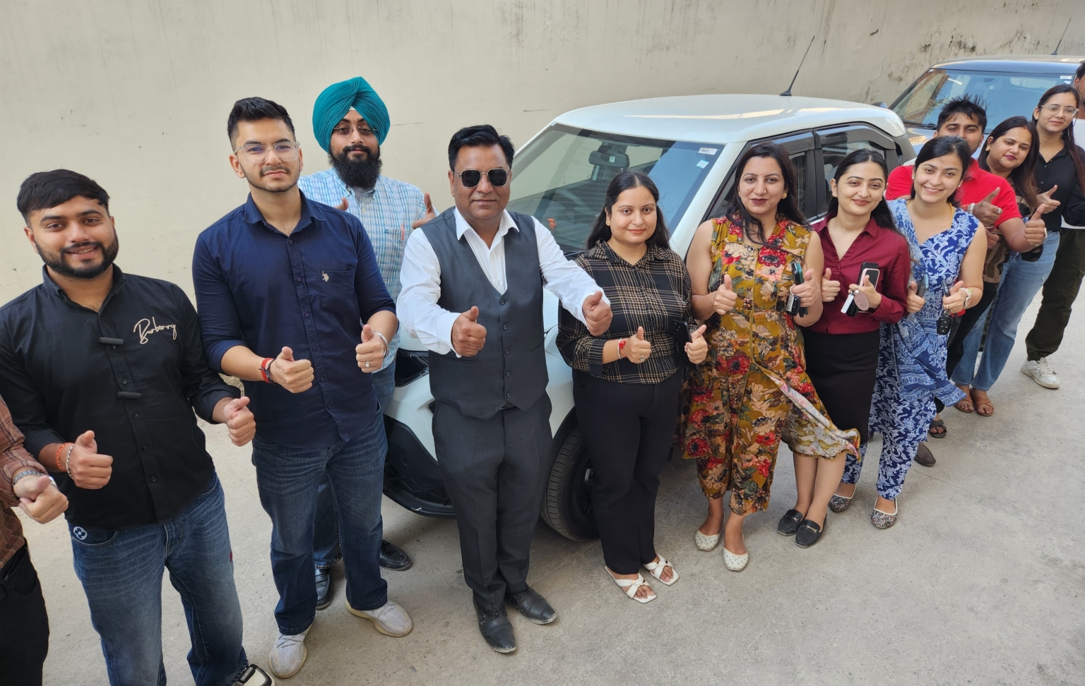 M.K. Bhatia, Gifts 15 Cars to Employees Ahead of Diwali