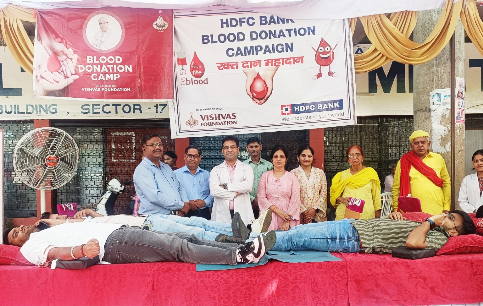 सेक्टर 17 चंडीगढ़ में किया 26 रक्तदानियों ने रक्तदान