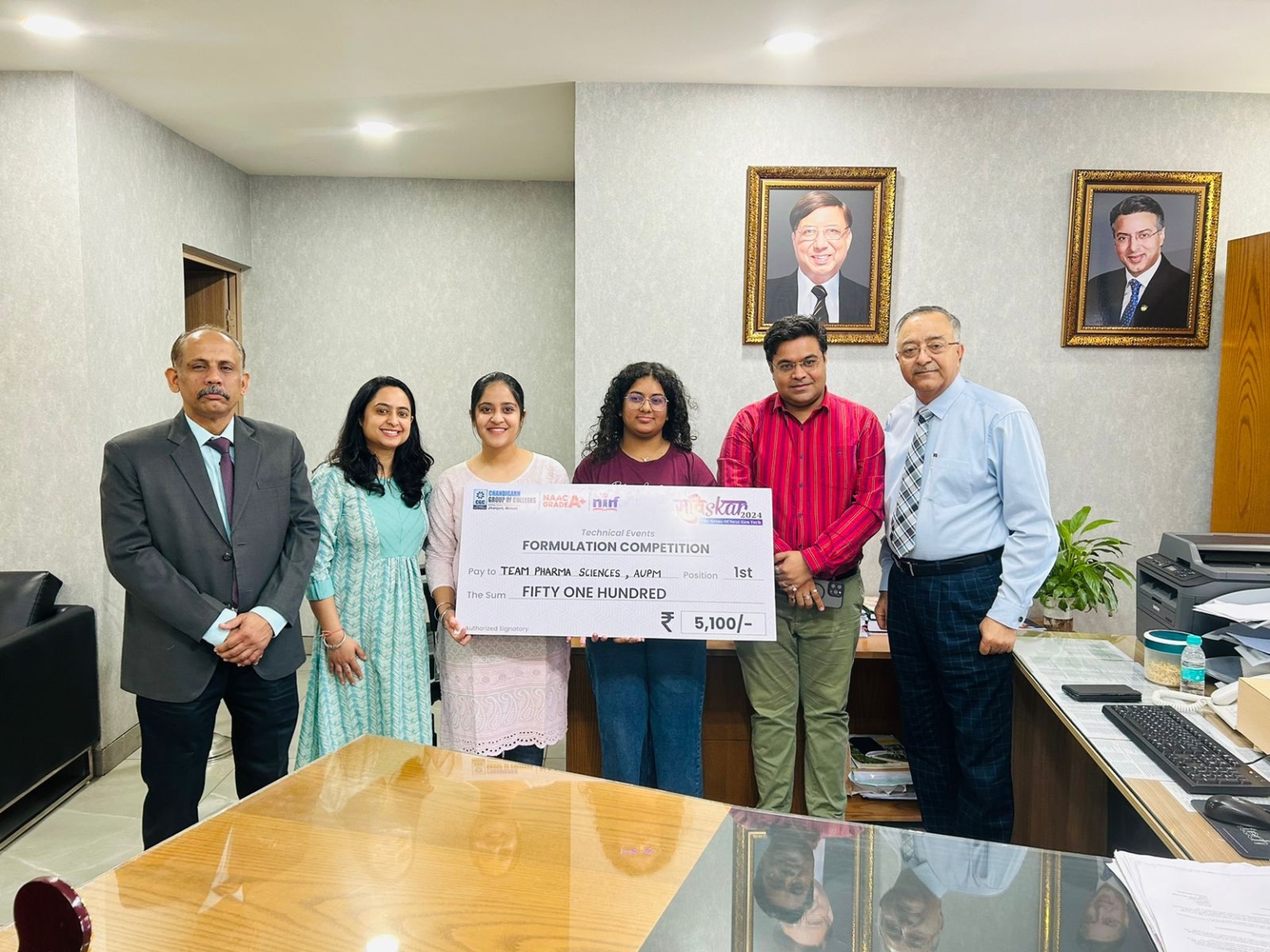 एमिटी यूनिवर्सिटी के फार्मा छात्रों ने राष्ट्रीय कार्यक्रम में उत्कृष्ट प्रदर्शन किया