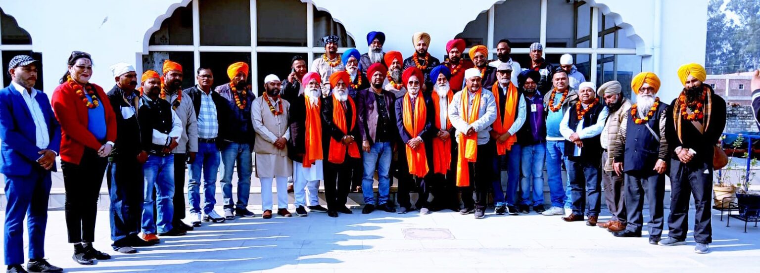 दि वर्किंग रिपोर्टर्स एसोसिएशन पंजाब की डेरा गु संत सागर चाहवाला में हुई बैठक Views on the problems of journalist community