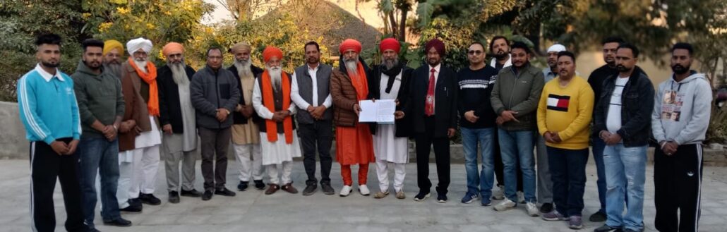 श्री चरण छो गंगा खुरालगढ़ के अध्यक्ष सुरिंदर कुमार छिंदा को अध्यक्ष पद से किया बर्खास्त Shri Charan Chho Ganga Khuralgarh