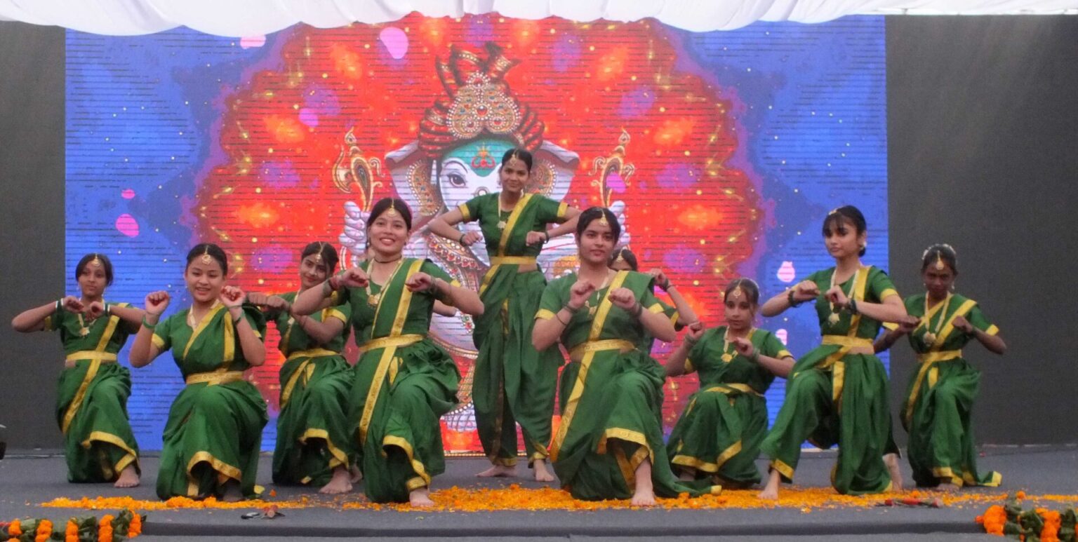 वार्षिक समारोह में छात्रों ने दिखाया शानदार हुनर Students displayed their amazing skills in annual function