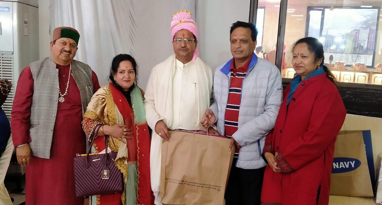 The chief priest of Maa Mansa Devi temple retired