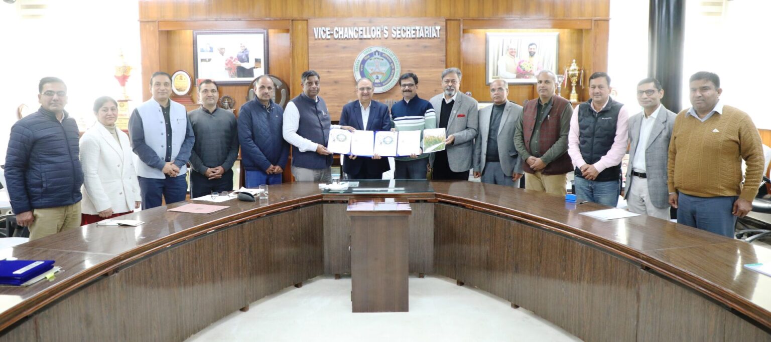 हकृवि की उन्नत किस्मों से किसान हो रहे लाभान्वित : काम्बोज प्रो. बी.आर. काम्बोज