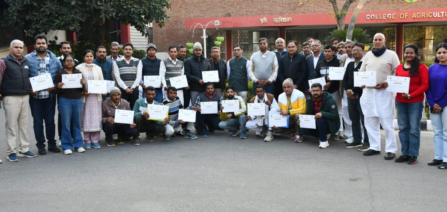 सूक्ष्म सिंचाई प्रणाली अपनाकर पानी की बर्बादी को रोकें : डॉ.  गर्ग Dr. Garg