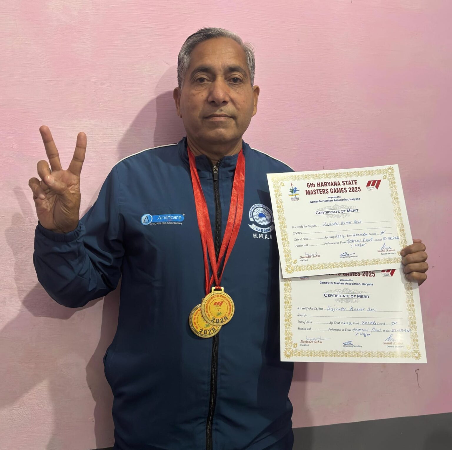 राजेंद्र कुमार बहल 60 की उम्र में दो गोल्ड जीत युवाओं के लिए बने प्रेरणा Rajendra