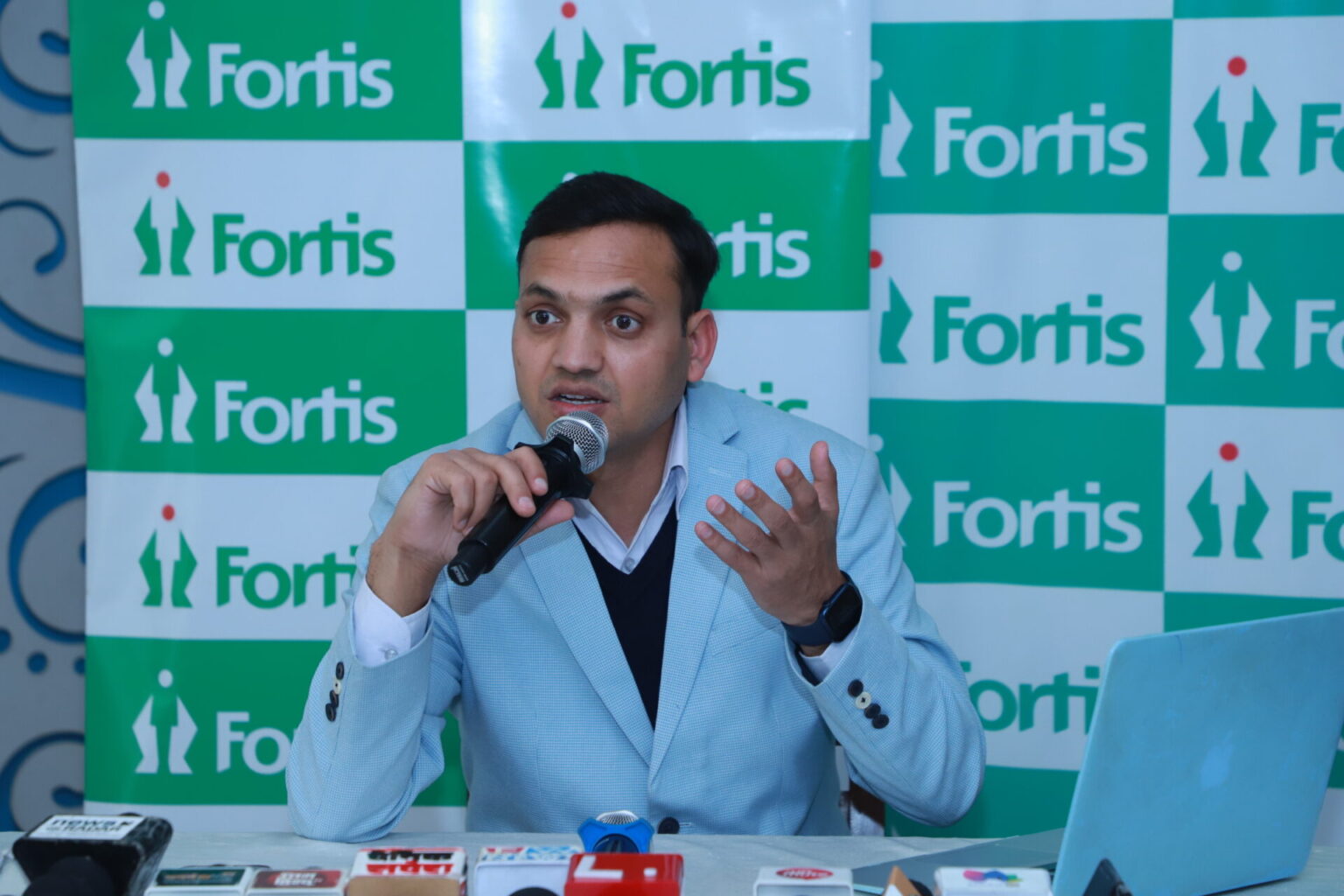 फोर्टिस मोहाली में रोबोट ऐडेड सर्जरी Robotic Aided Surgery