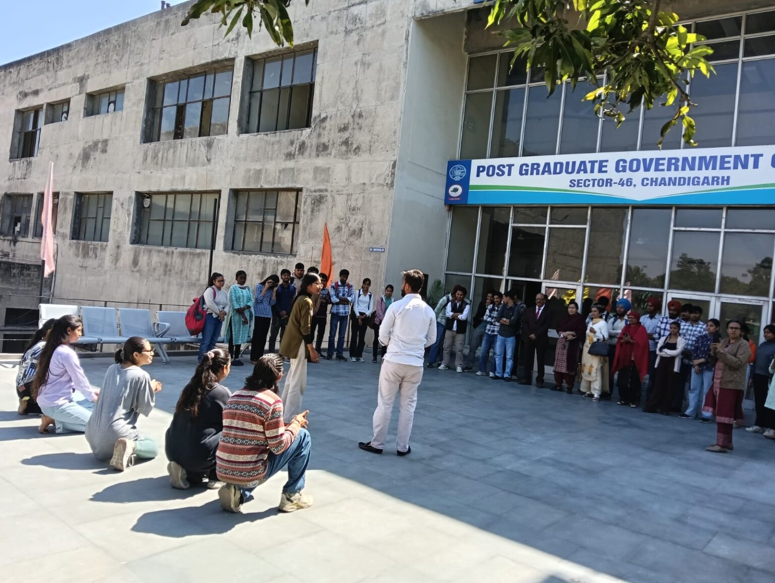 छात्राओं को पॉश अधिनियम के बारे में जागरूक किया students aware