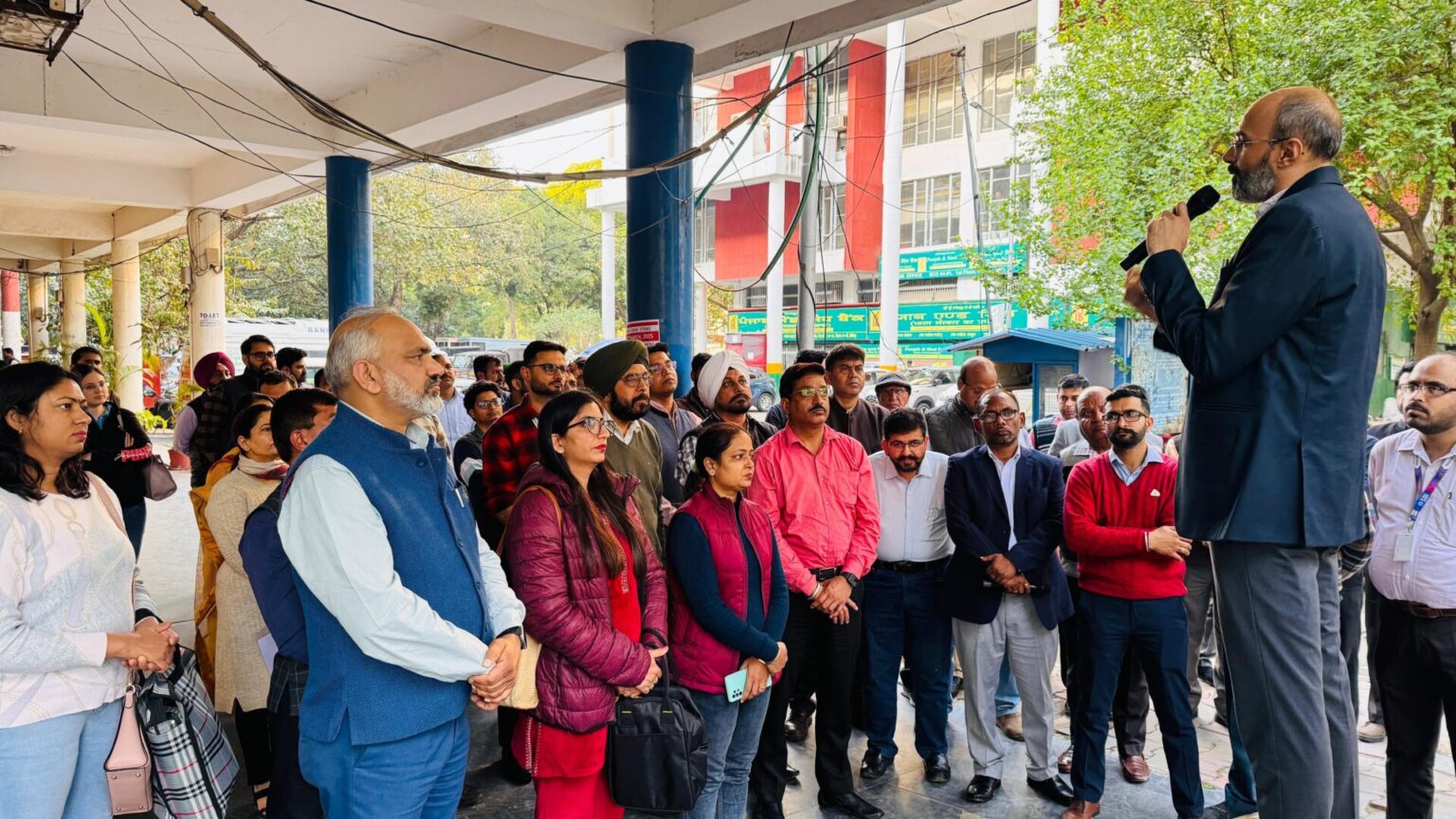 बैंकर्स ने देशभर में प्रदर्शन किया Bankers demonstrated