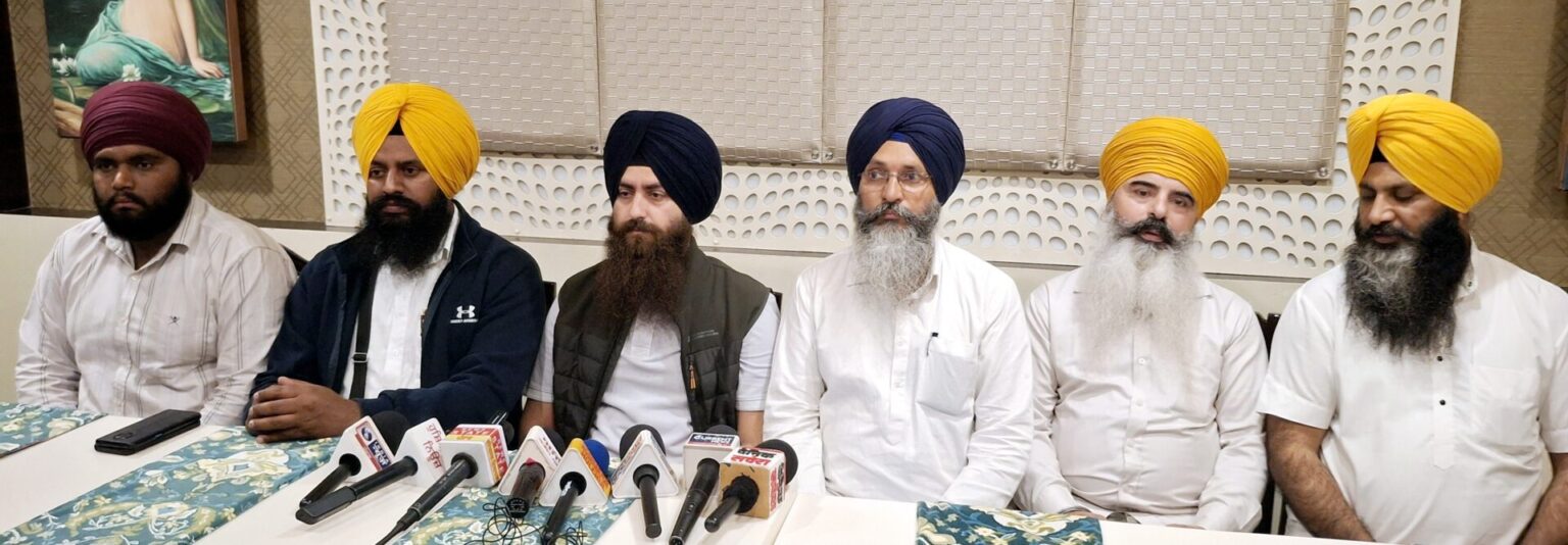 नए जत्थेदार के पद संभालने पर दल खालसा ने कड़ा नोटिस लिया है Dal Khalsa