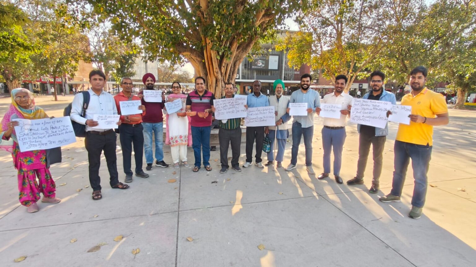 हमें हर दिन गौरैया दिवस मनाना होगा : अनूप सरीन Sparrow Day