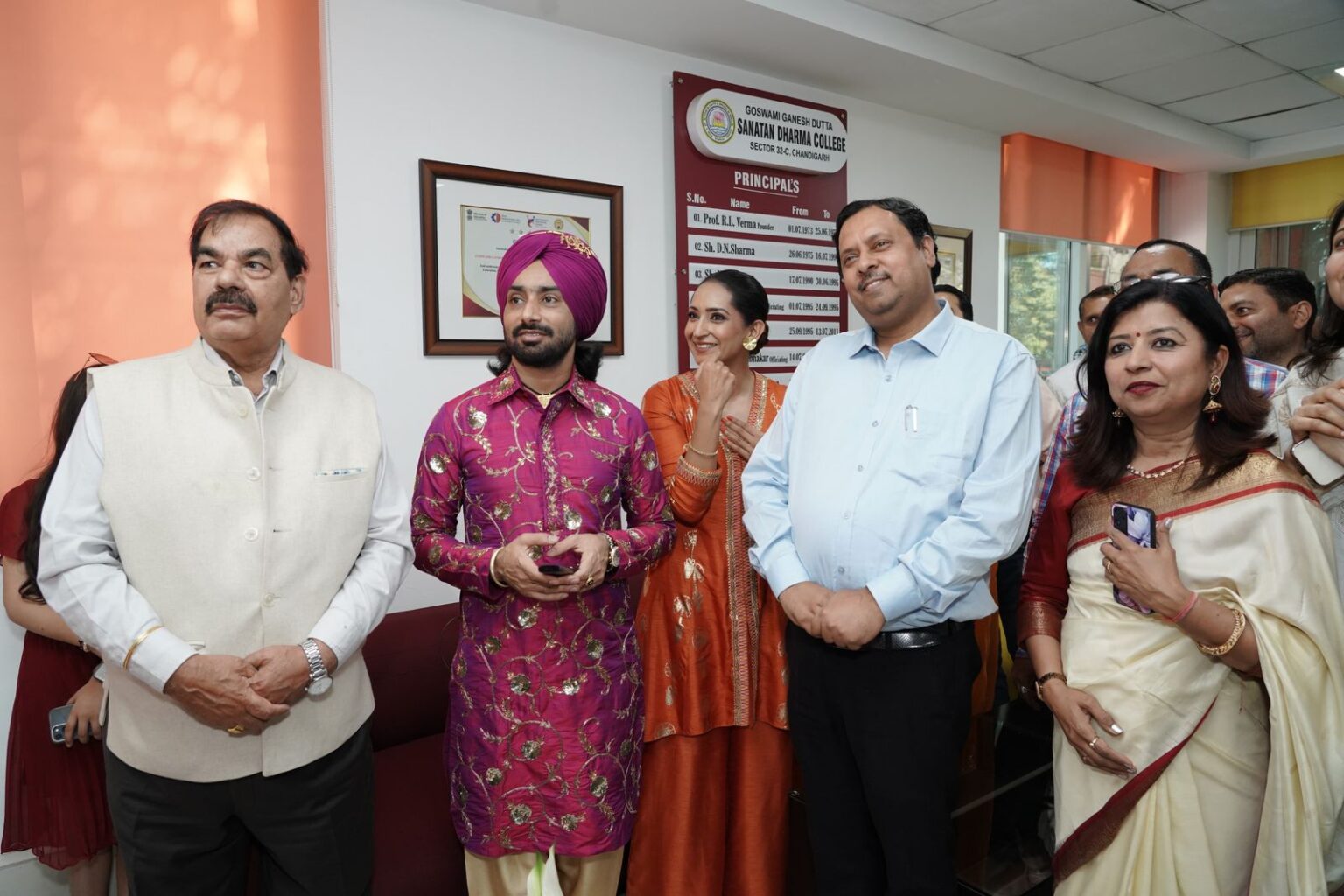 डॉ. सतिंदर सरताज के हाथों हुआ वाडा क्लब के इंस्टाग्राम हैंडल का उद्घाटन Wada Club's