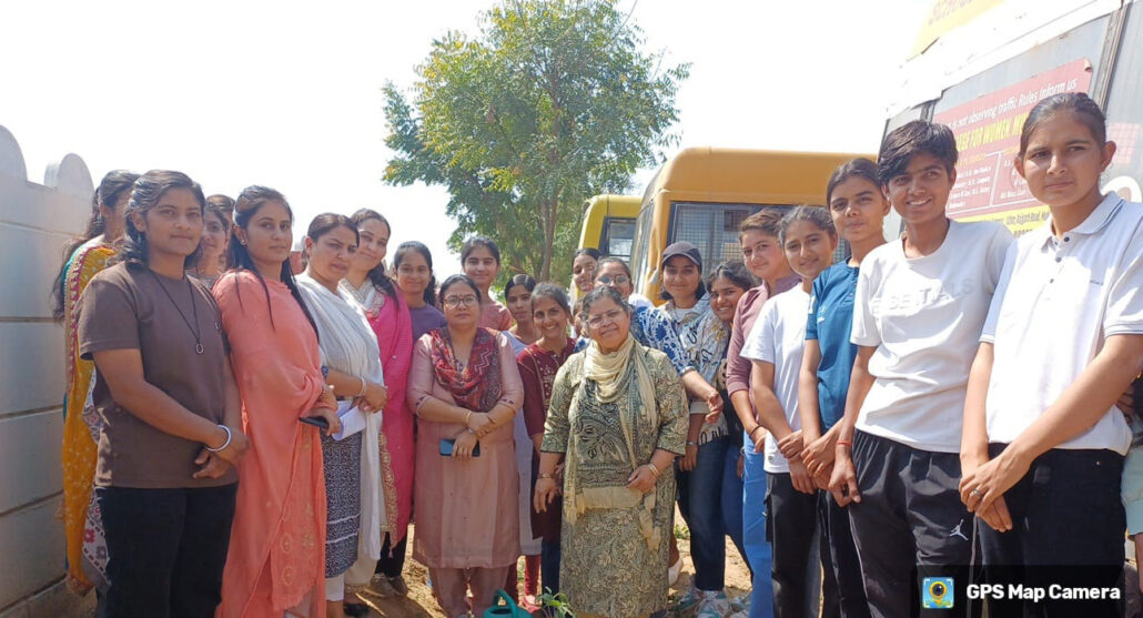 योग व पौधारोपण से ओ डी एम महाविद्यालय में सात दिवसीय एन एस एस शिविर का शुभारंभ NSS camp