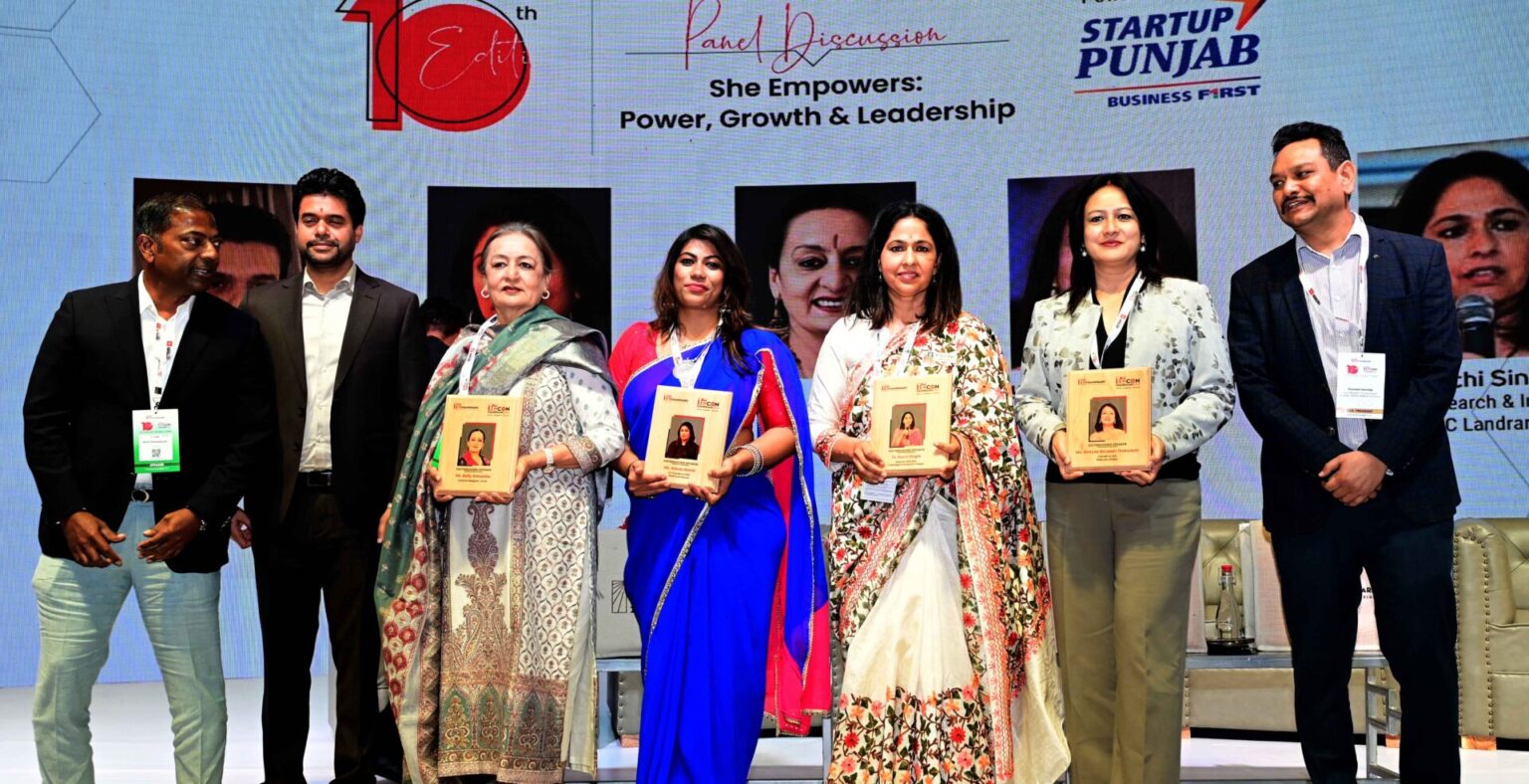 एक आत्मविश्वासी महिला पूरे विश्व की ब्रांड एंबेसडर होती है confident woman