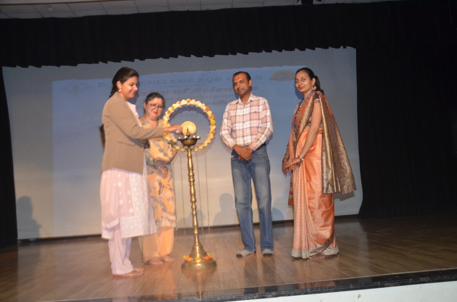 जल संरक्षण के लिए लोगों को जागरूक करना जरूरी : कीर्ति वशिष्ठ Kirti Vashishta