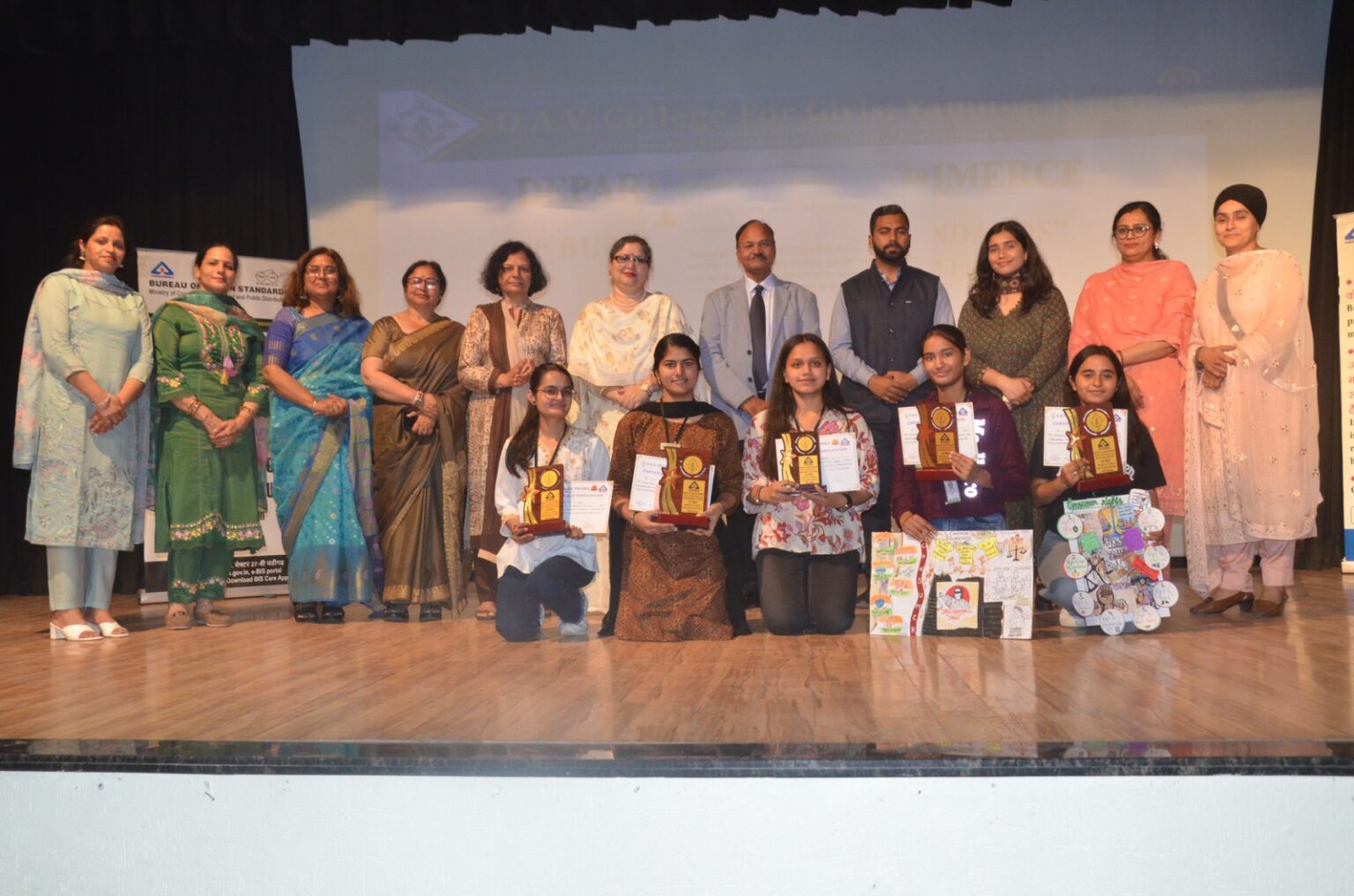 बाजारवादी दौर में उपभोक्ताओं का जागरूक होना जरूरी : सौरभ चंद्र aware