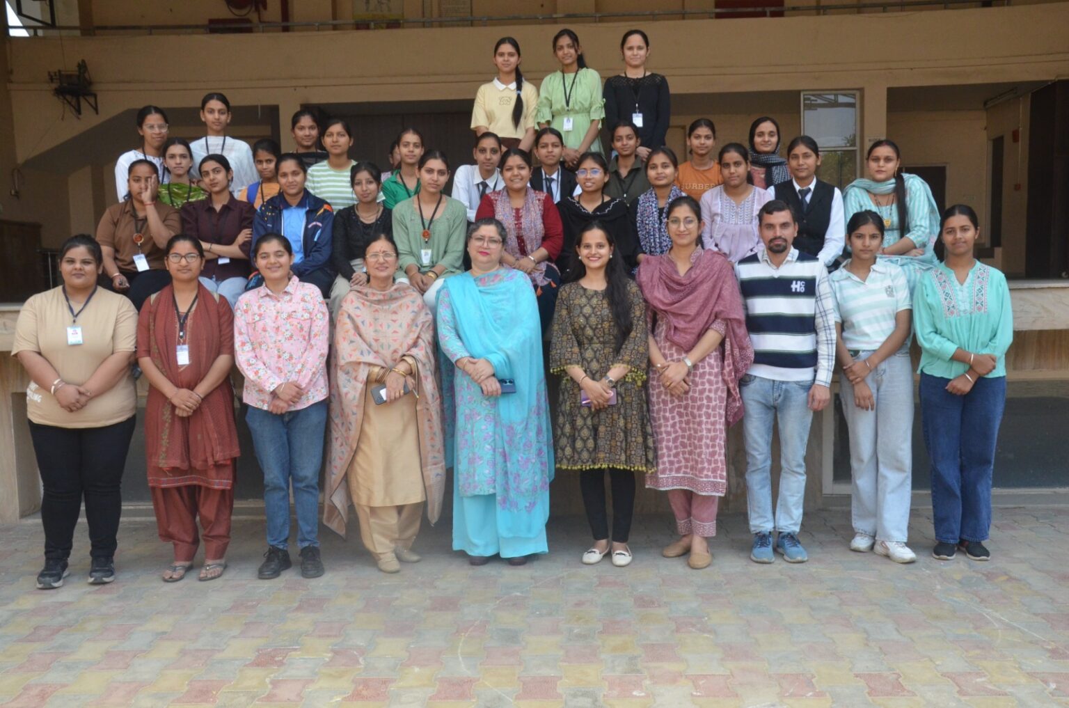 करियर पर फोकस करने के लिए विषय की विस्तृत नॉलेज जरूरी : डॉ सुरिंद्र कौर focus on career