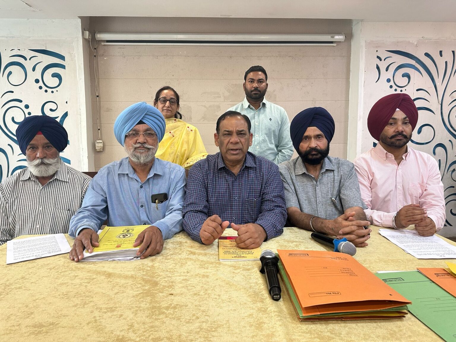 शिक्षा के अधिकार का हनन violation of the right to education