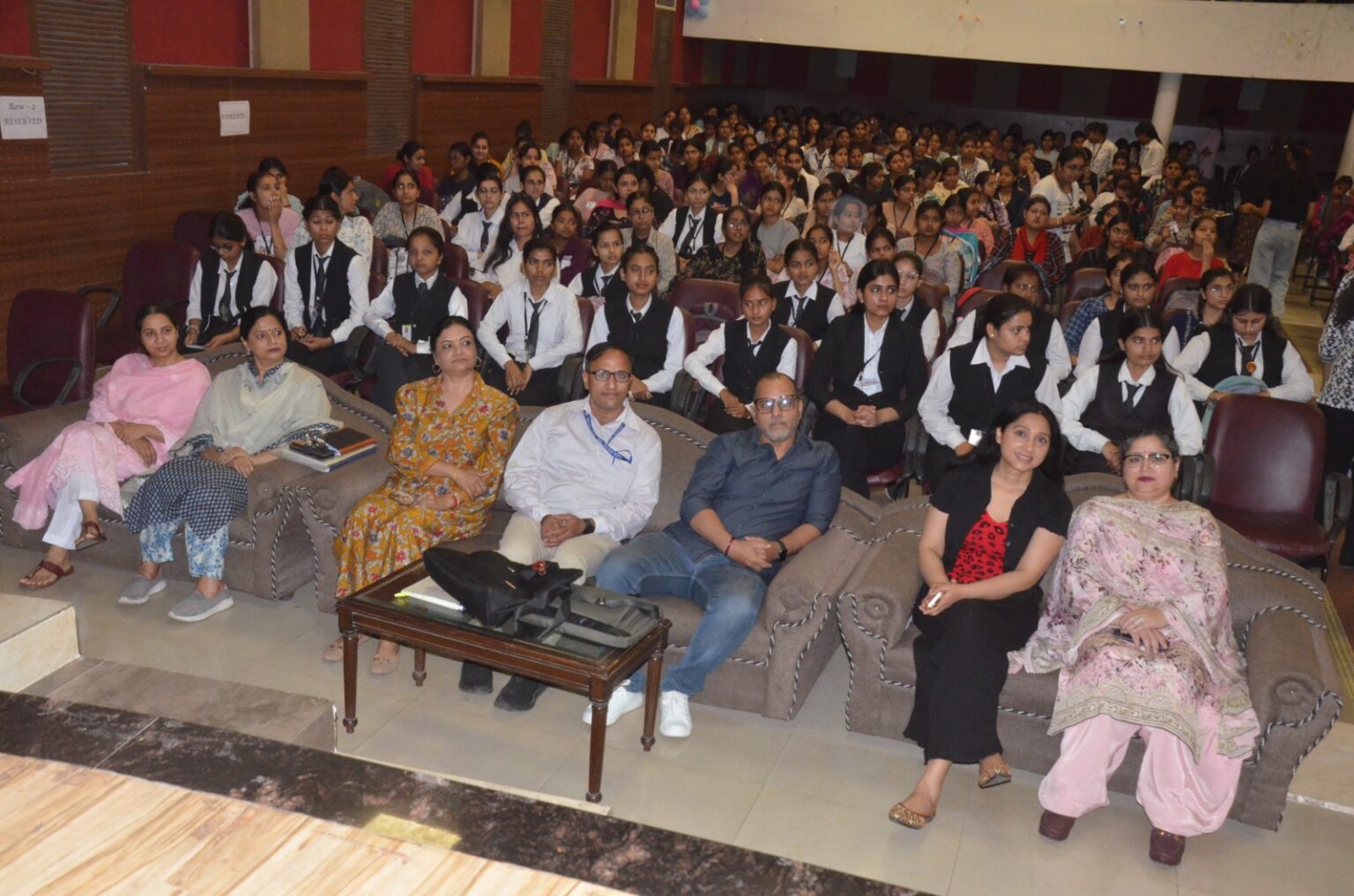 अभिनय के लिए भाव भंगिमाओं के साथ डायलॉग का विशेष महत्व : अमित वत्स emotions