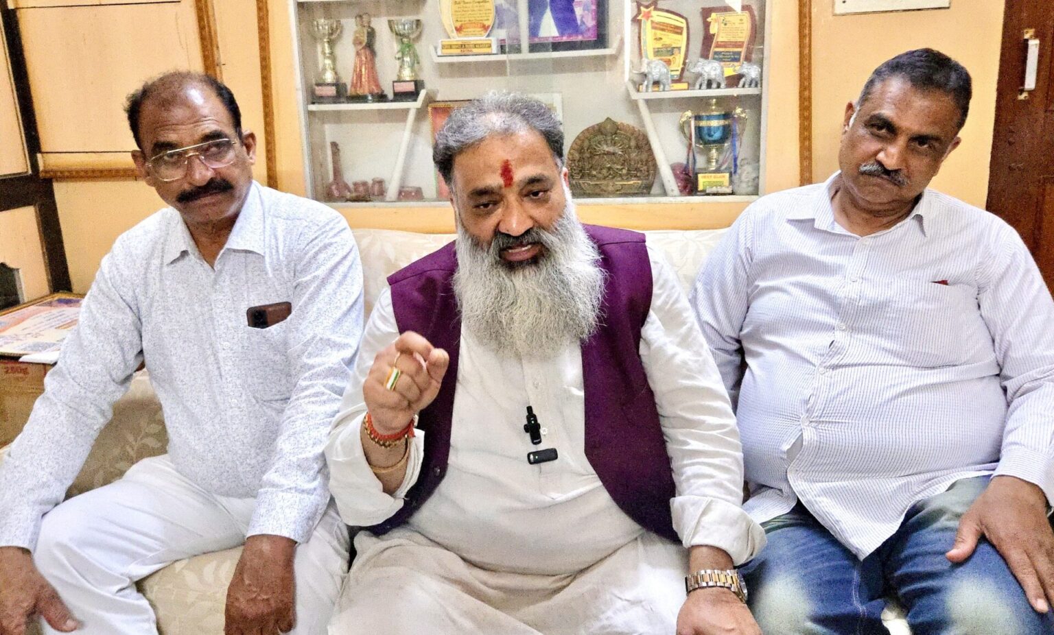 देशभक्ति ना पढ़ाई जाती है ना सिखाई जाती है यह तो जज्बात में होती है : शांडिल्य Shandilya