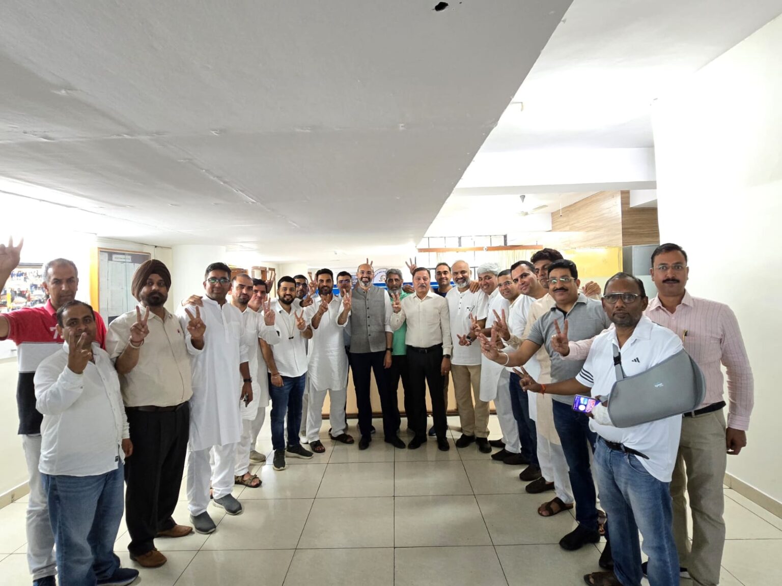 प्रियव्रत–राजीव सरहिंदी टीम ने एसबीआई अधिकारी संघ त्रिवार्षिक चुनाव में जीत दर्ज की triennial elections