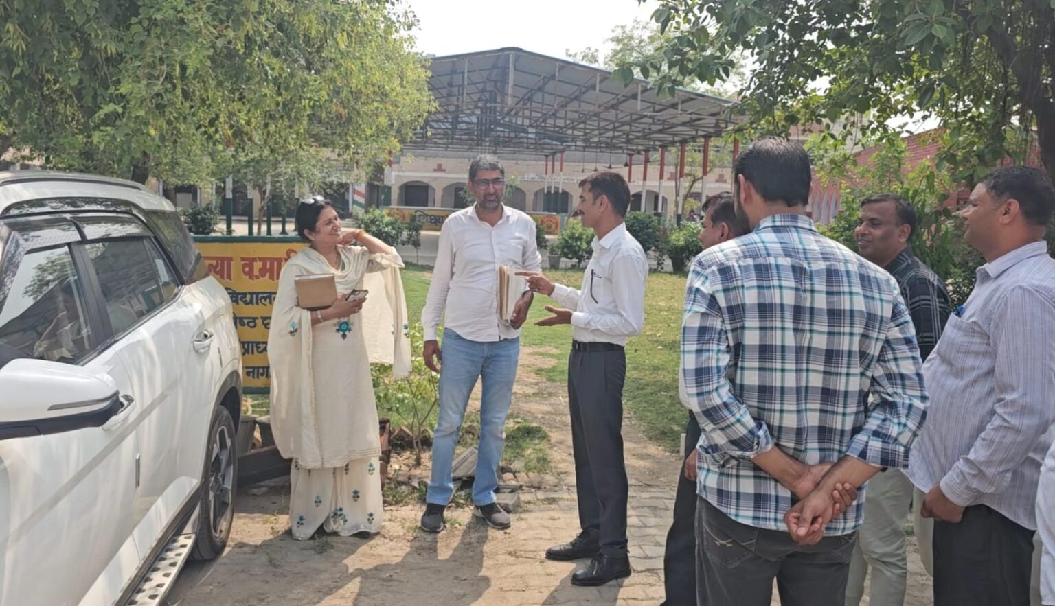 मुख्यमंत्री उड़नदस्ता ने तीन स्कूलों में मिड डे मील को लेकर किया निरीक्षण Flying Squad